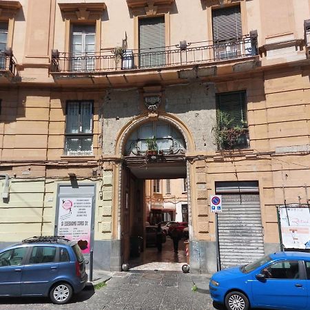 La Finestra Di Fronte Appartement Napels Buitenkant foto